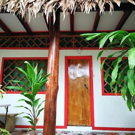 Talamanca Cabins Cahuita Exterior foto
