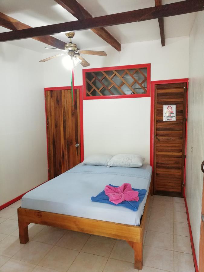 Talamanca Cabins Cahuita Exterior foto
